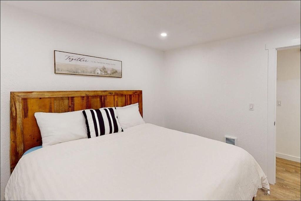 Lakebay Cottage Екстериор снимка